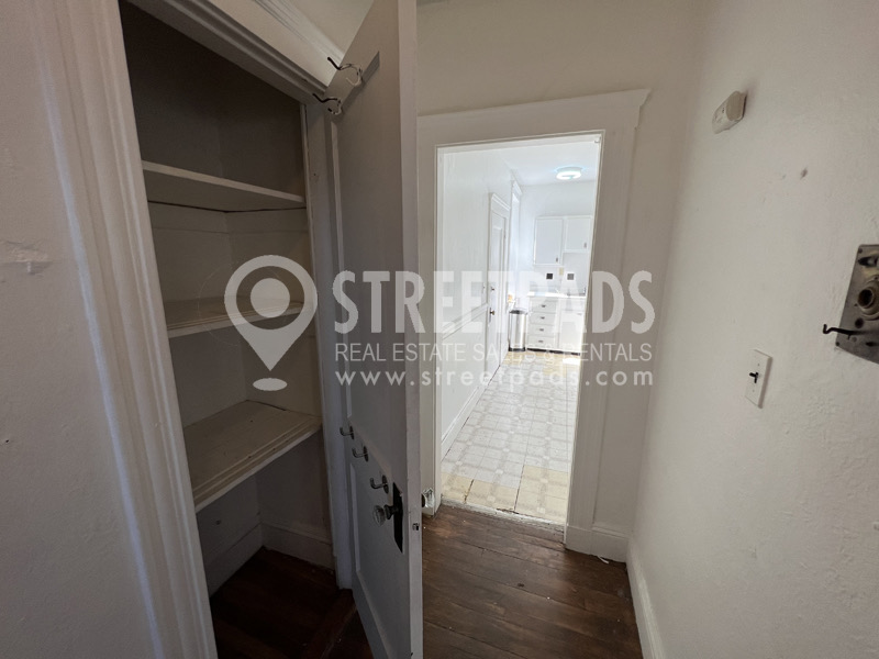 9 James St, Coolidge Corner