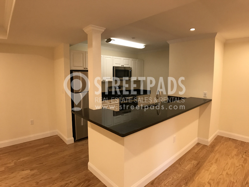 Photos of apartment on Chauncy St.,Cambridge MA 02138