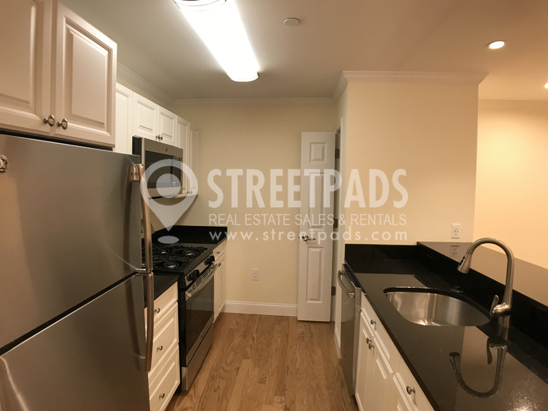 Photos of apartment on Chauncy St.,Cambridge MA 02138