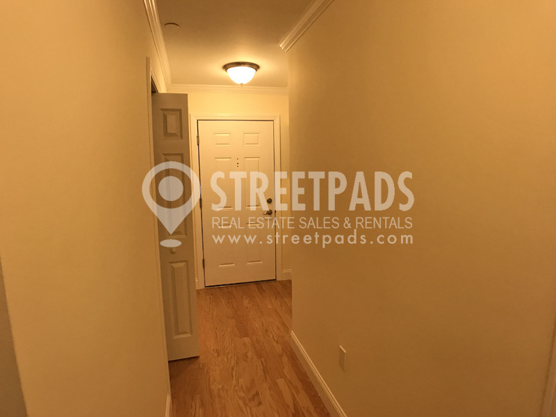 Photos of apartment on Chauncy St.,Cambridge MA 02138