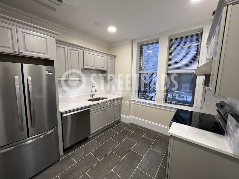 Pictures of  property for rent on Boylston St., Boston, MA 02115