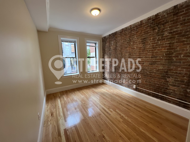 Photos of apartment on Boylston St.,Boston MA 02115