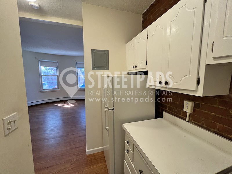 50 Huntington Ave, Jamaica Plain