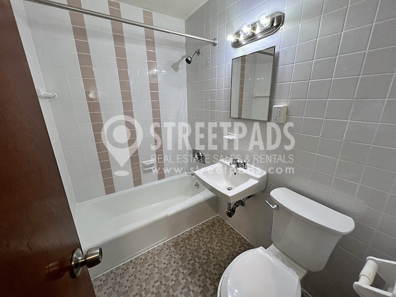 66 Huntington Ave, Jamaica Plain