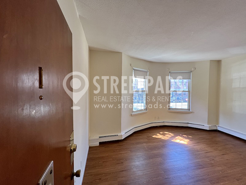 58 South Huntington Ave, Jamaica Plain