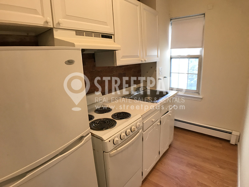 58 South Huntington Ave, Jamaica Plain