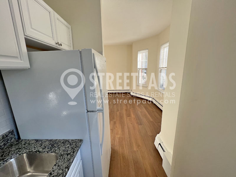 62 Huntington Ave, Jamaica Plain