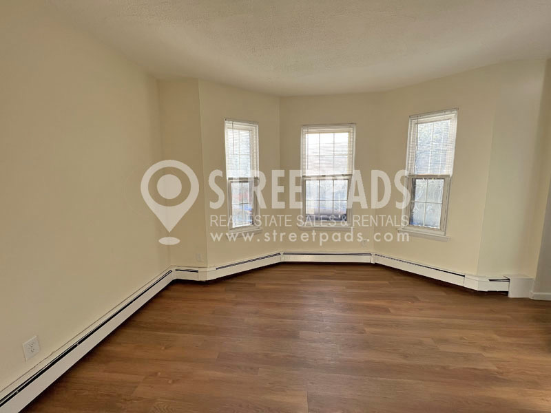 62 Huntington Ave, Jamaica Plain