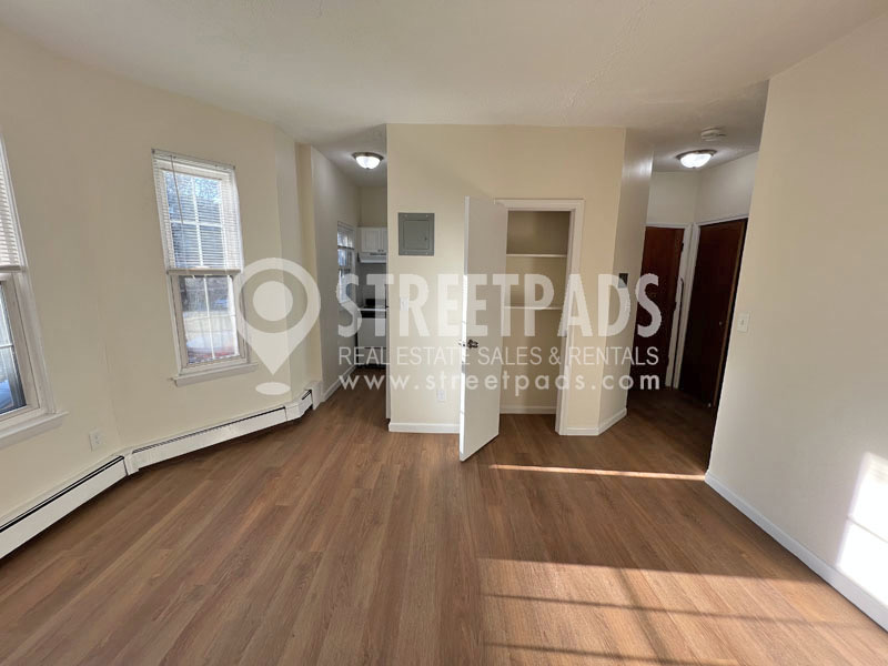 62 Huntington Ave, Jamaica Plain