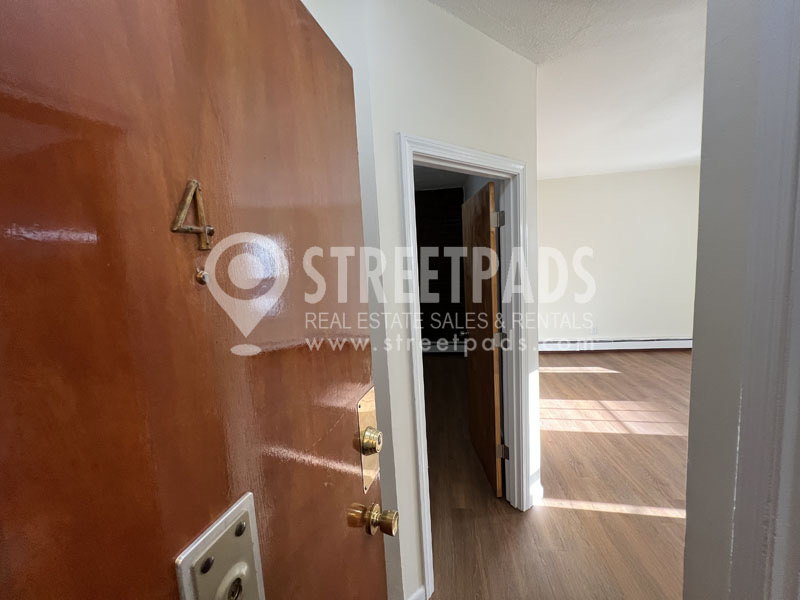 62 Huntington Ave, Jamaica Plain