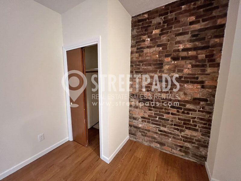 58 Huntington Ave, Jamaica Plain