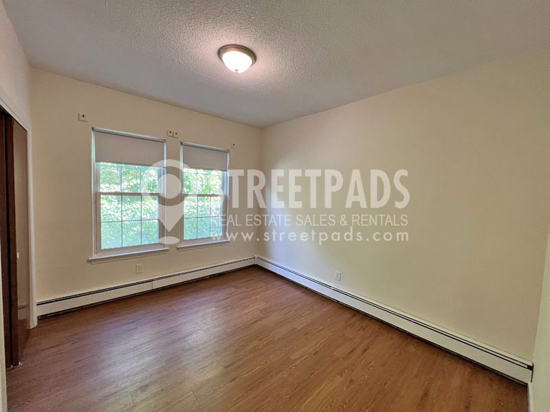 58 Huntington Ave, Jamaica Plain