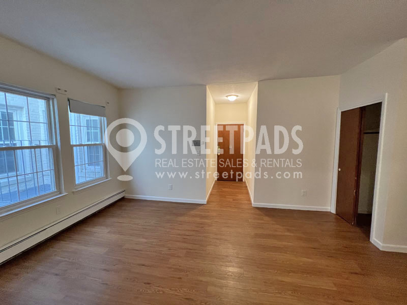 58 Huntington Ave, Jamaica Plain