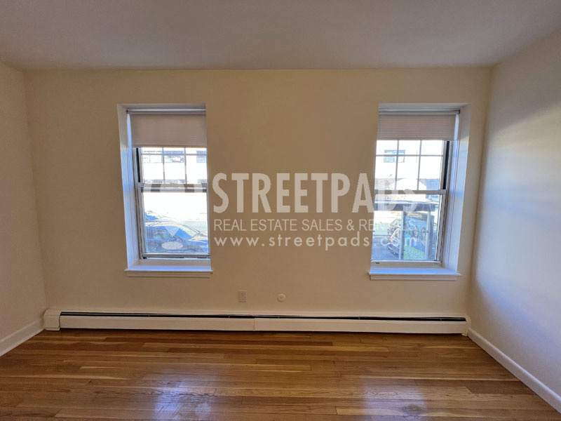 164 North Beacon St, Brighton