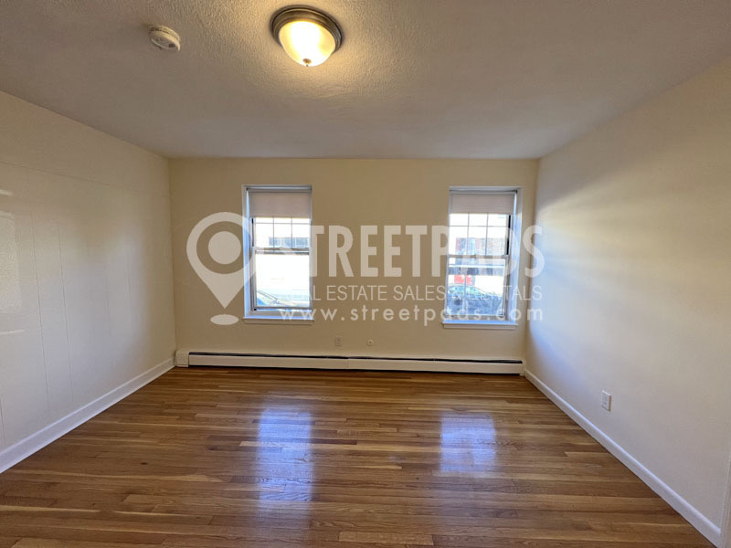 164 North Beacon St, Brighton