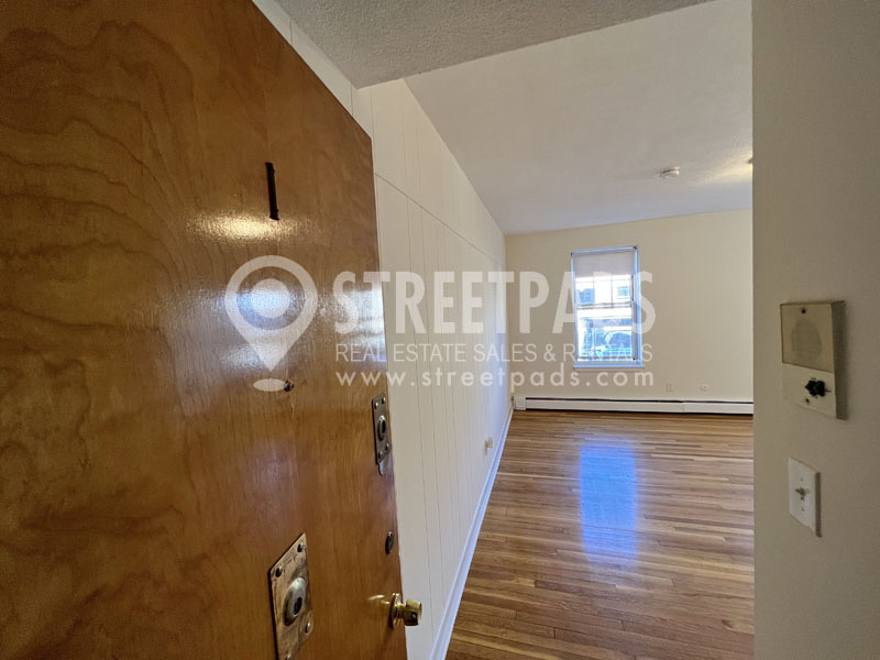 164 North Beacon St, Brighton