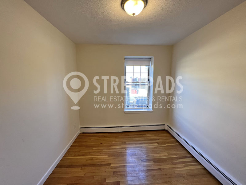 164 North Beacon St, Brighton