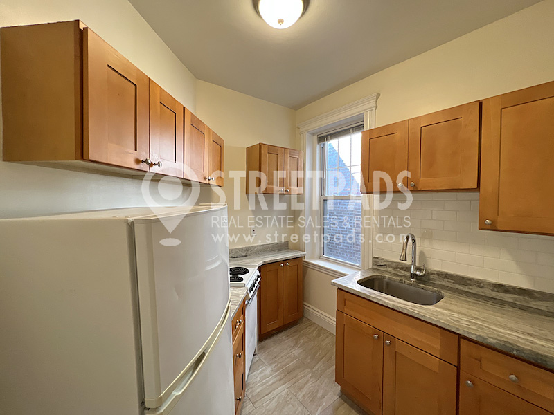 Photos of apartment on Jersey St.,Boston MA 02215