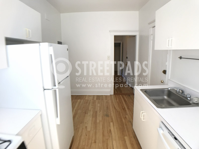 111 Kilsyth Rd, Brighton