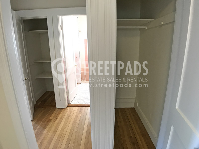 111 Kilsyth Rd, Brighton