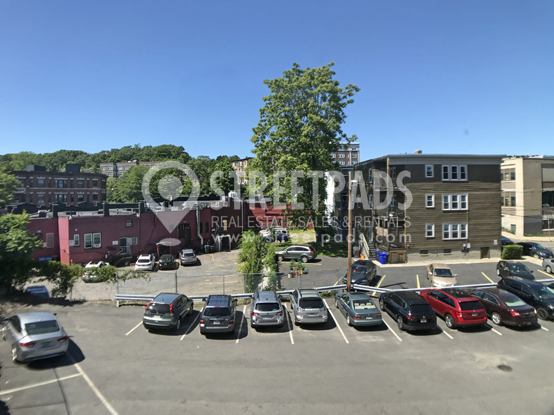 111 Kilsyth Rd, Brighton