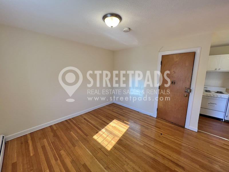 180 North Beacon St, Brighton