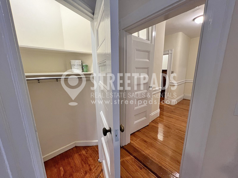 2 Ware St, Harvard Square