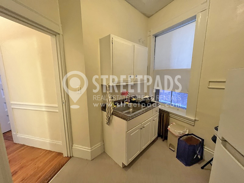 2 Ware St, Harvard Square