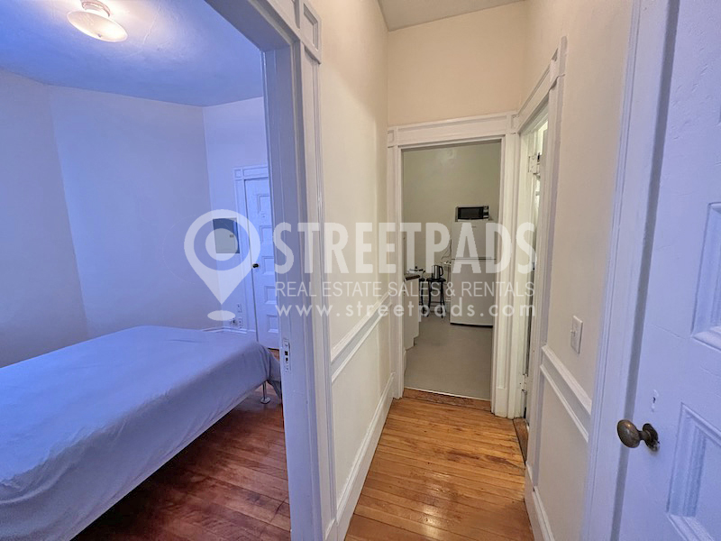 2 Ware St, Harvard Square