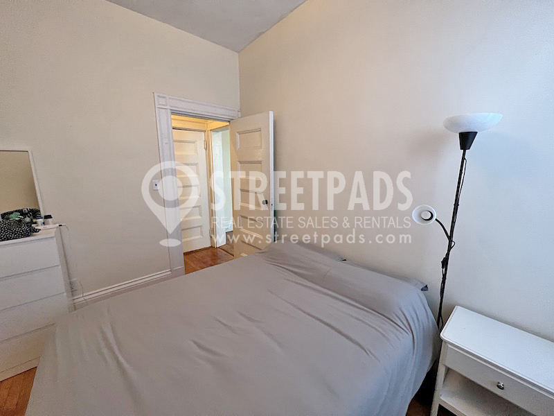 2 Ware St, Harvard Square