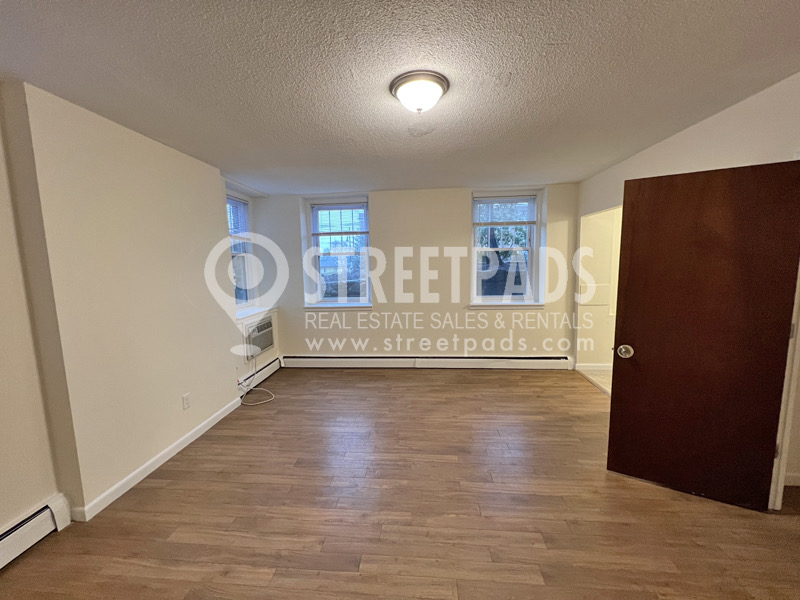 Photos of apartment on Commonwealth Ave.,Boston MA 02135