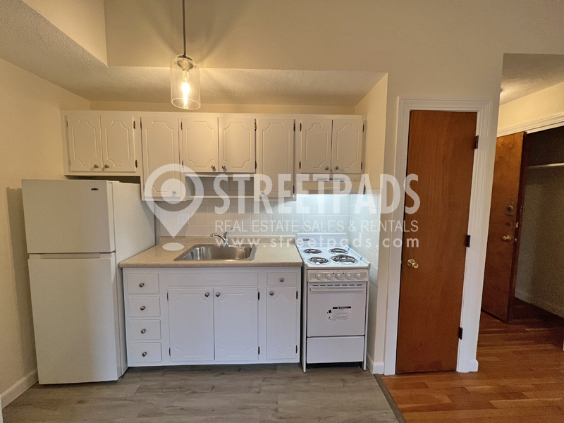 168 North Beacon St, Brighton