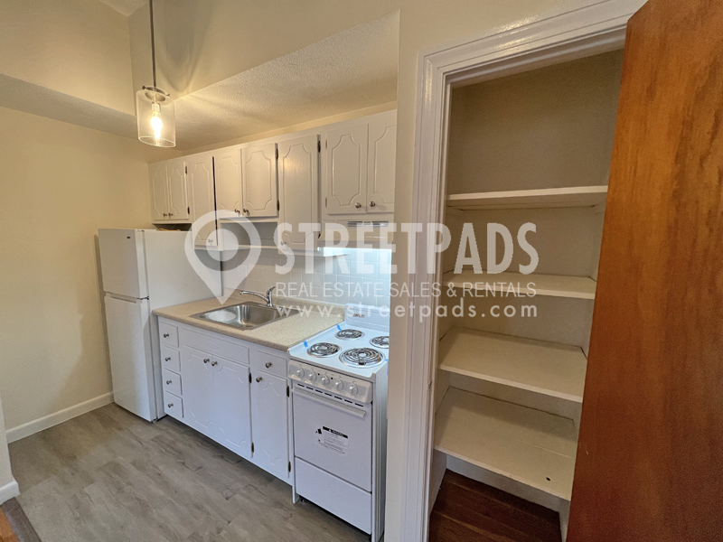 168 North Beacon St, Brighton