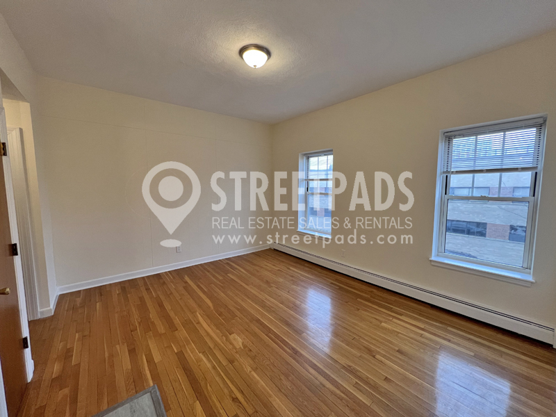 168 North Beacon St, Brighton