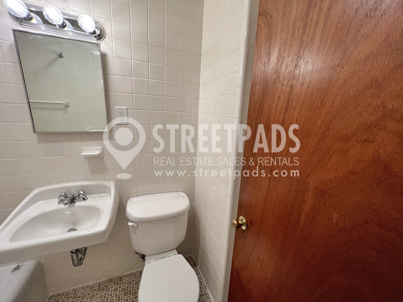 168 North Beacon St, Brighton