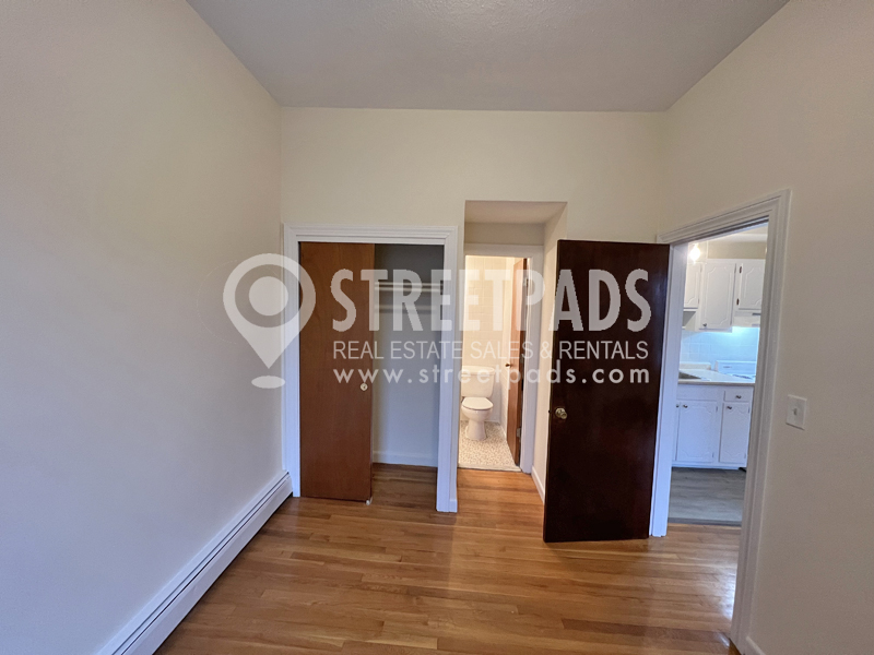 168 North Beacon St, Brighton