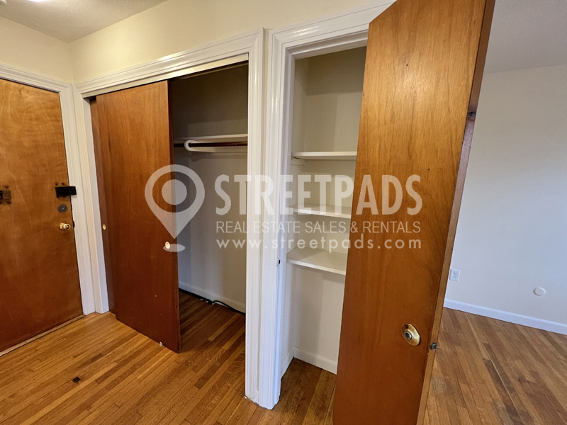 180 North Beacon St, Brighton