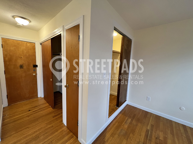 180 North Beacon St, Brighton