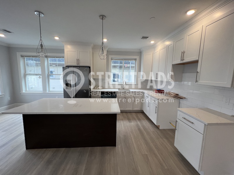 100 Brooks St, Brighton