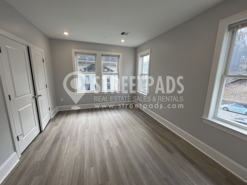 100 Brooks St, Brighton