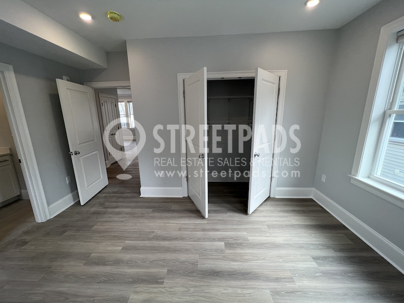 100 Brooks St, Brighton