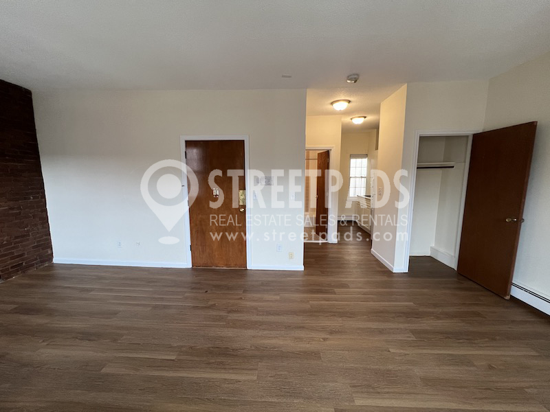 58 Huntington Ave, Jamaica Plain