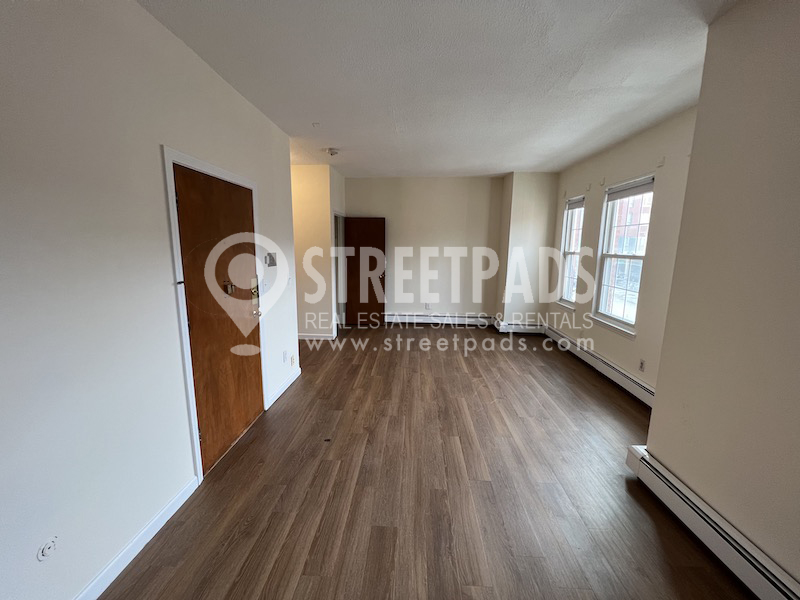 58 Huntington Ave, Jamaica Plain