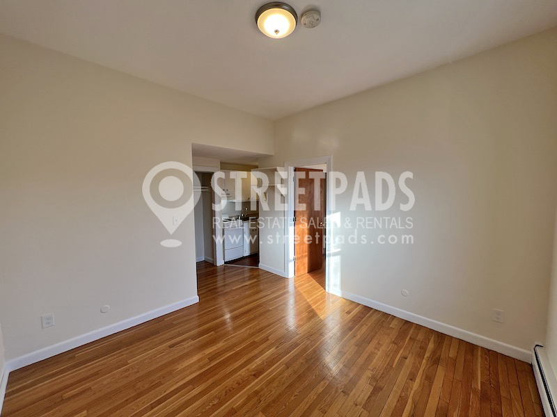 168 North Beacon St, Brighton