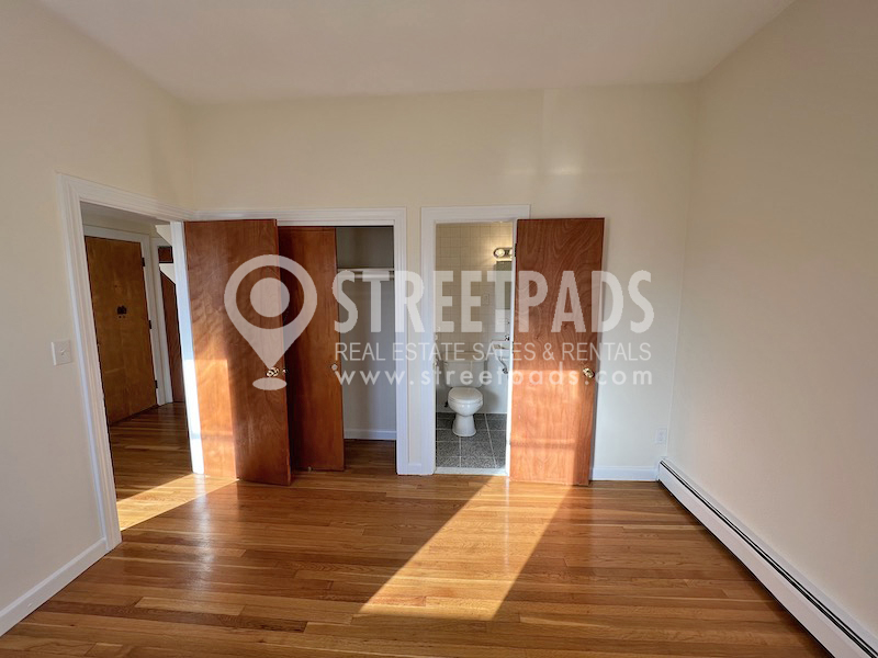 168 North Beacon St, Brighton