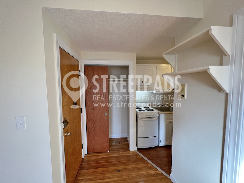 168 North Beacon St, Brighton