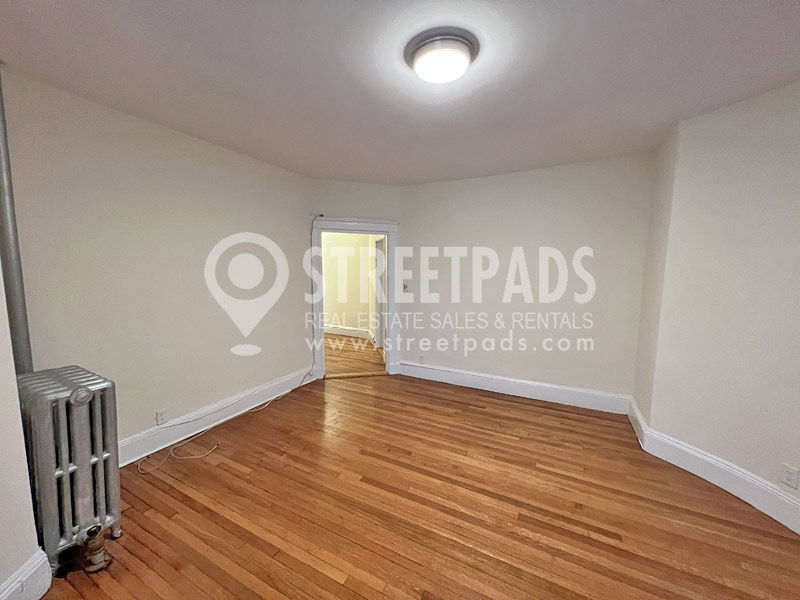 1315 Commonwealth Ave, Allston