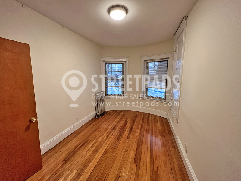 1315 Commonwealth Ave, Allston