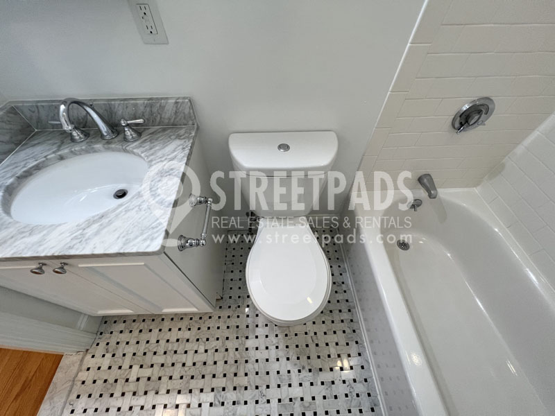 1 Langdon Sq, Neighborhood Nine