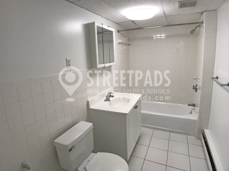 179 Kent St, Brookline Village